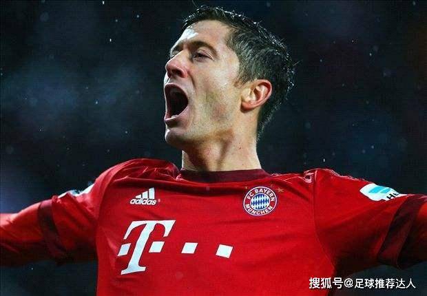  德甲金靴争夺战哈兰德领跑射手榜  