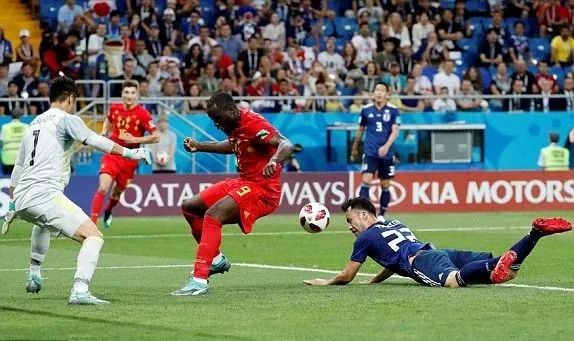  雷根斯堡读秒阶段压哨进球惊险保级成功